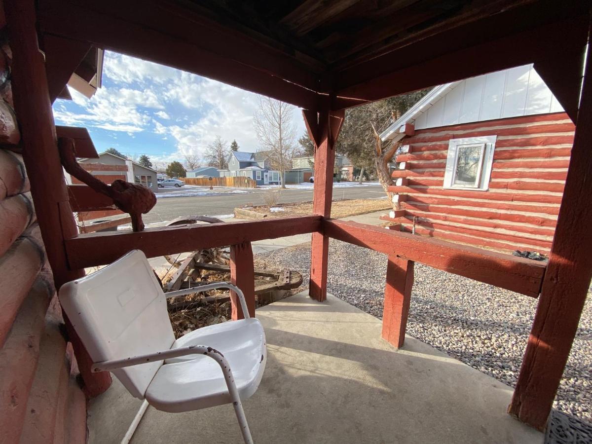 Roundtop Mountain Vista - Cabins And Motel Thermopolis Exteriör bild
